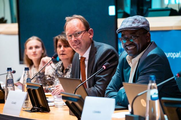 cw2kp02hrybphhngtt.jpg cw2kp02hrybphhngtt.jpg