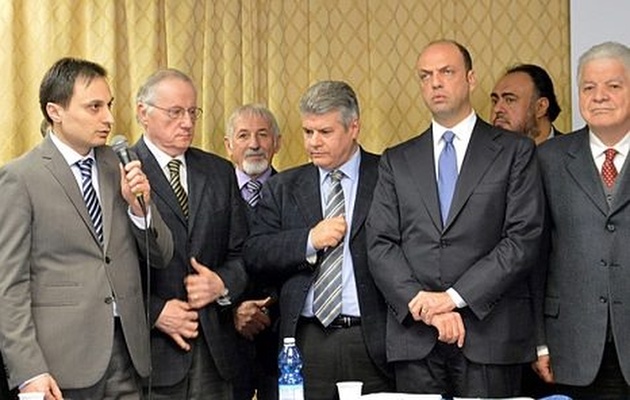 d0xammt6s61lefqlli.jpg d0xammt6s61lefqlli.jpg