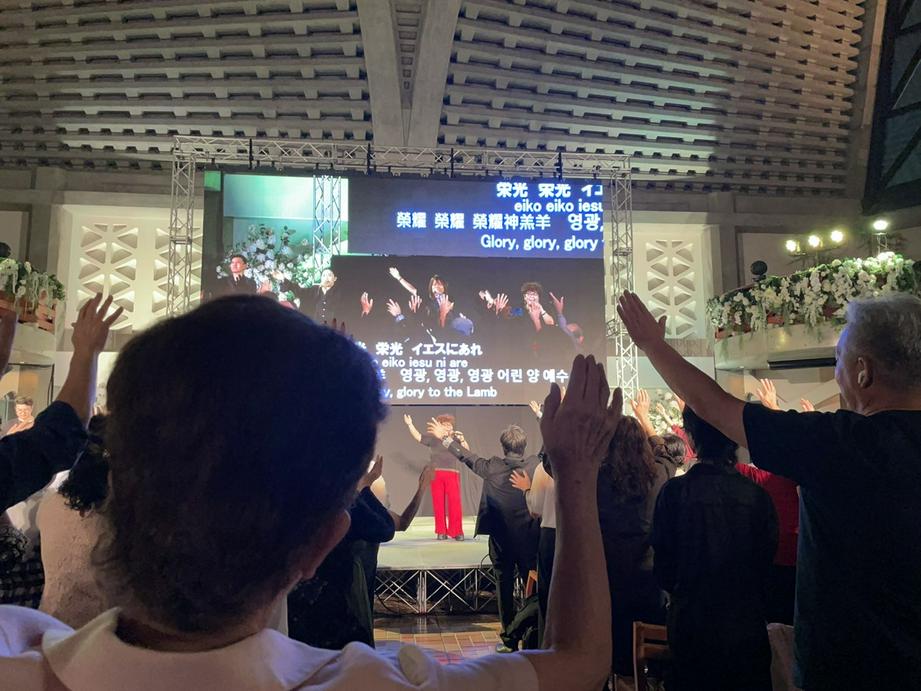 会众敬拜（图：基督时报/舒念）