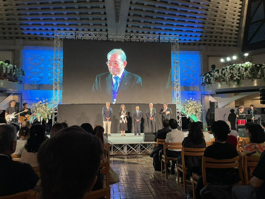 洪善群、伊藤嘉子、峰野龙弘（从左至右，图：基督时报/舒念）