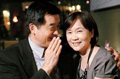 黄维仁夫妇(图:资料图片)