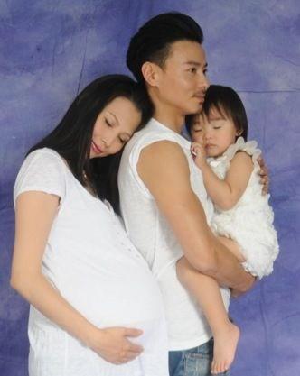 (图:蔡少芬微博)