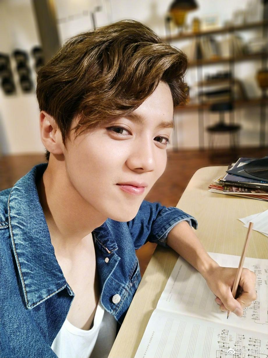 鹿晗资料照片。(图:鹿晗官方微博)